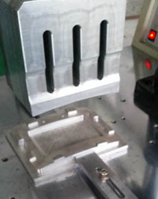 ������򚤺��әC(j��)