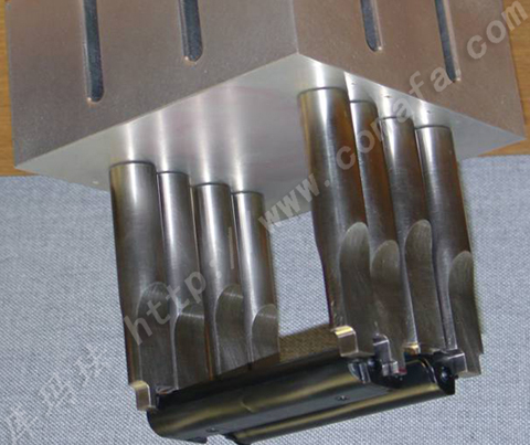 汽車超聲波多點鉚焊機