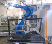 汽車(chē)機(jī)器人超聲波焊接機(jī)