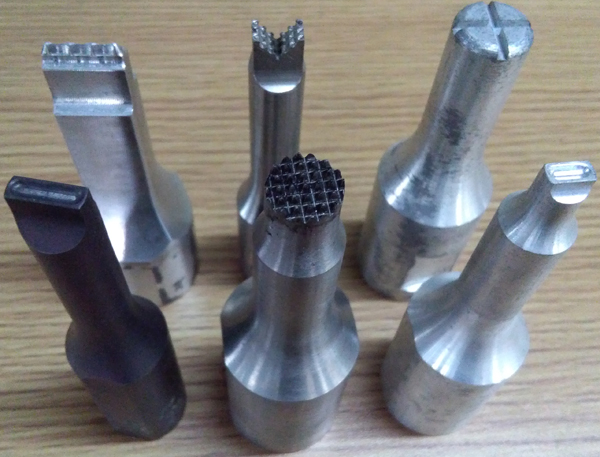 超聲波模具的設(shè)計(jì)