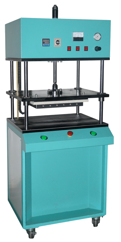 塑料熱熔機設備特點