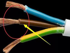 �~��������