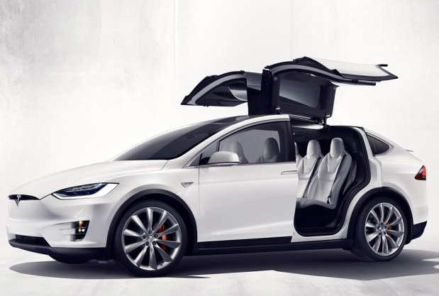 ��˹������3�°l(f��)��Model Y����܇�������L(zh��ng)�H��100��