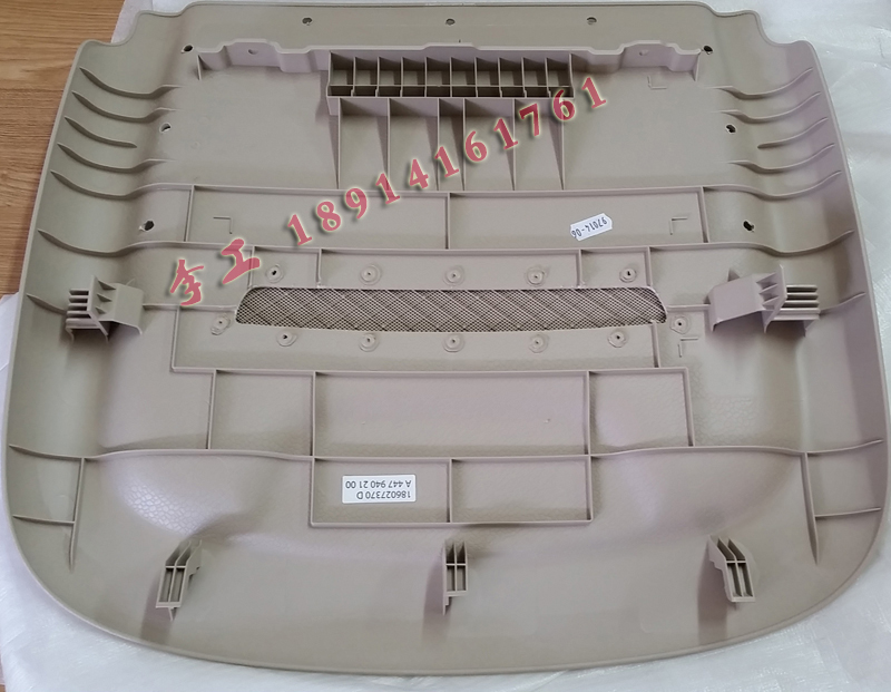 塑料熱熔鉚點(diǎn)焊接工藝在汽車配件的應(yīng)用