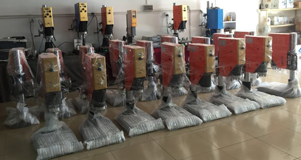 超聲波塑料焊接工藝用于汽車安全帶扣/插扣壓合