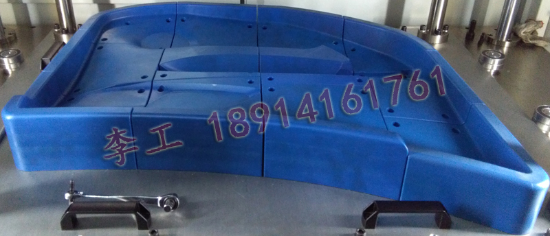 汽車門板內(nèi)飾裝飾條熱熔鉚點(diǎn)焊接工藝