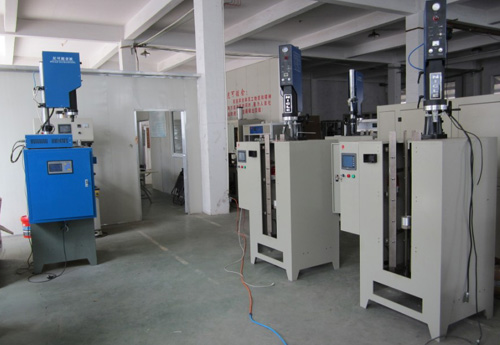 貫流風(fēng)葉超聲波焊機(jī)