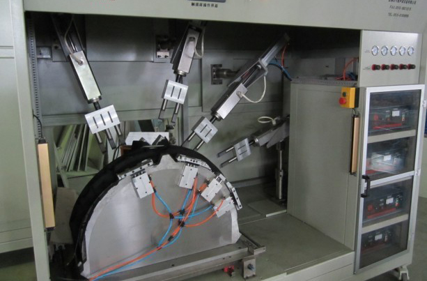 汽車輪罩專用焊接機(jī)