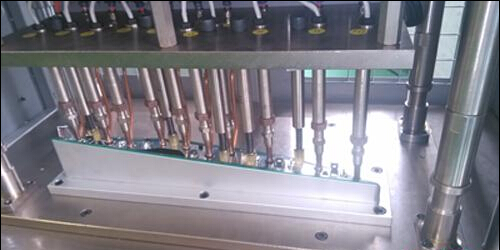 內(nèi)飾條熱熔設(shè)備