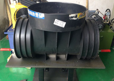 大型塑膠件熱熔設備