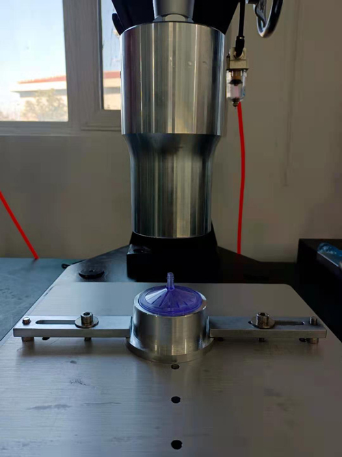 醫(yī)用空氣過濾器超聲波焊接模具