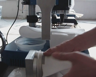 環(huán)保過濾行業(yè)產(chǎn)品超聲波熱熔圖片