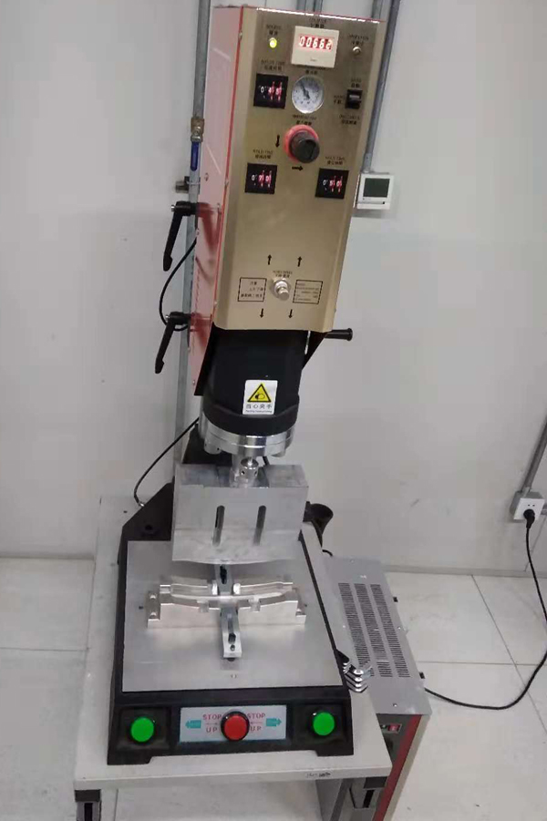 電器顯示器外殼超聲波塑焊(無錫)