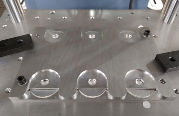 鋁箔墊片透氣膜熱壓封口(青島)