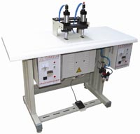 超聲波口罩點(diǎn)焊機(jī)