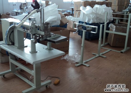 無紡布過濾袋自動(dòng)熱風(fēng)機(jī)