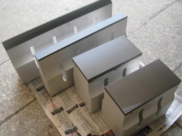 15K超聲波塑料焊接機(jī)