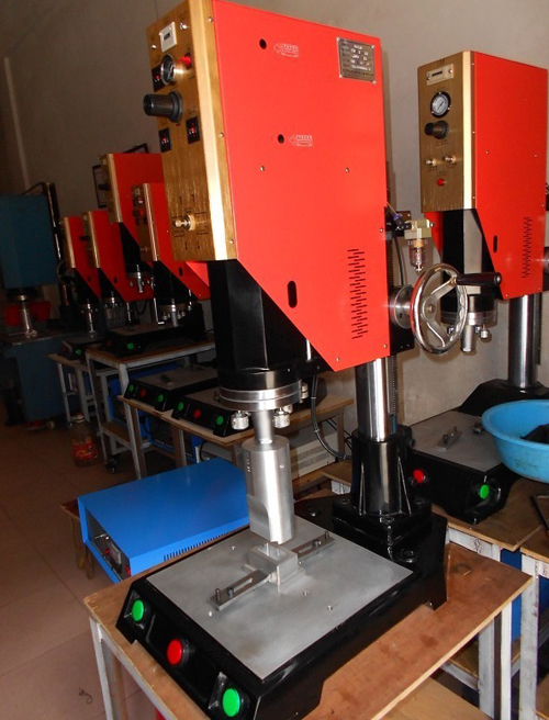 粘帶扣超聲波焊接機(jī)