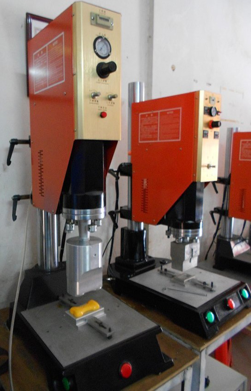 ABS塑料超聲波焊接機(jī)