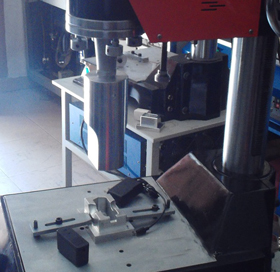 塑料制品超聲波焊接機(jī)