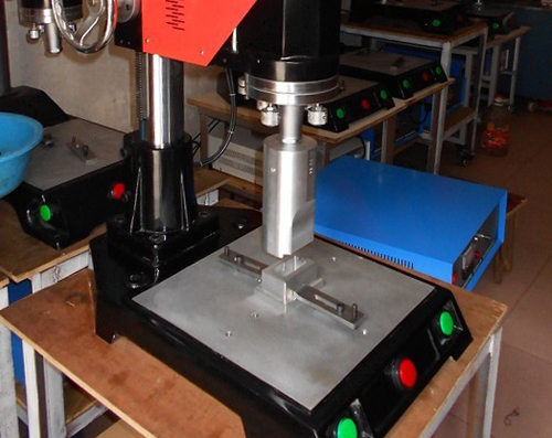 手機(jī)電池超聲波焊機(jī)