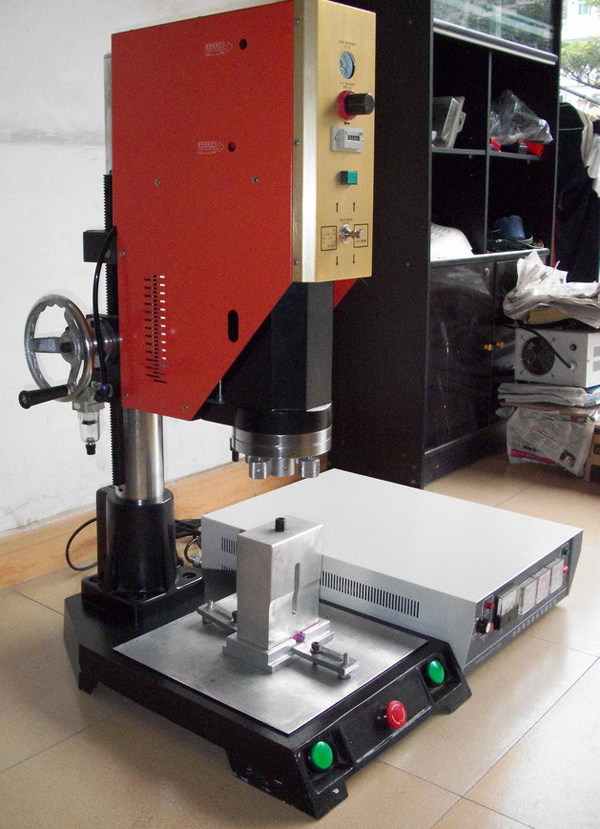 過濾器超聲波焊接機