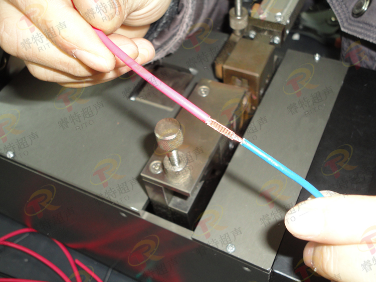 2股鍍錫多芯銅線束連接超聲波焊接視頻