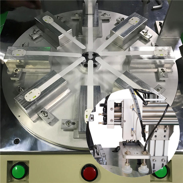 塑料工件轉(zhuǎn)盤自動(dòng)超聲波焊接抓取放件視頻