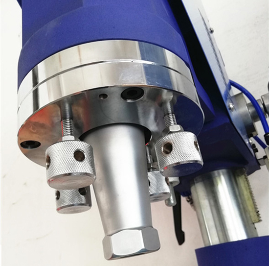 �������������D(zhu��n)��(d��ng)����