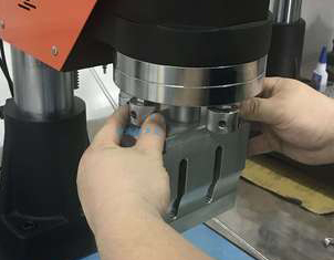 ������ģ�����D(zhu��n)��(d��ng)����