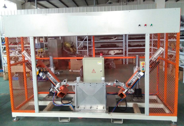 汽車保險杠雷達孔沖孔方法