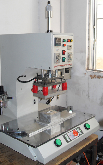 熱壓焊接在塑膠產(chǎn)品的應用