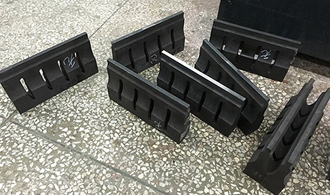 �����ģ�߃�(y��u)�c(di��n)����(y��ng)��