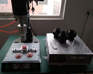 ʹ�ó������әC(j��)��ע�����(xi��ng)�������O(sh��)��ľS�o(h��)