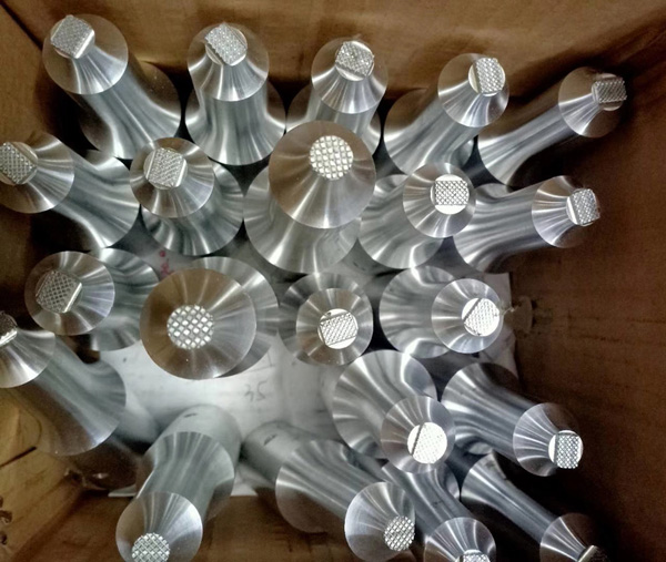 無紡布口罩超聲波點焊機(jī)模具頭材質(zhì)