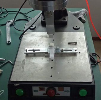 �������әC�۽��^��