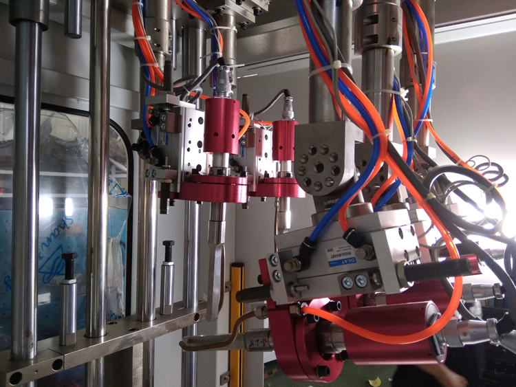 超聲波焊接在塑料工業(yè)的優(yōu)點